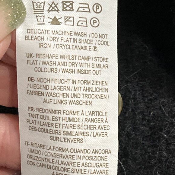 Boden Sweater Womens 6 Black Fluffy Frill Wool Blend V Neck Pullover Balloon Slv - Picture 9 of 12